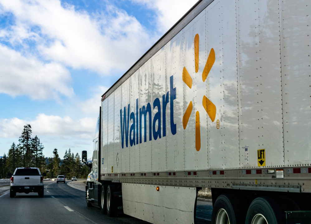 tracy morgan settles truck Accident lawsuit with walmart